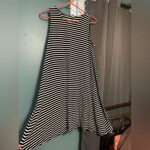 Old Navy Black and White Striped Sleeveless Dress size L